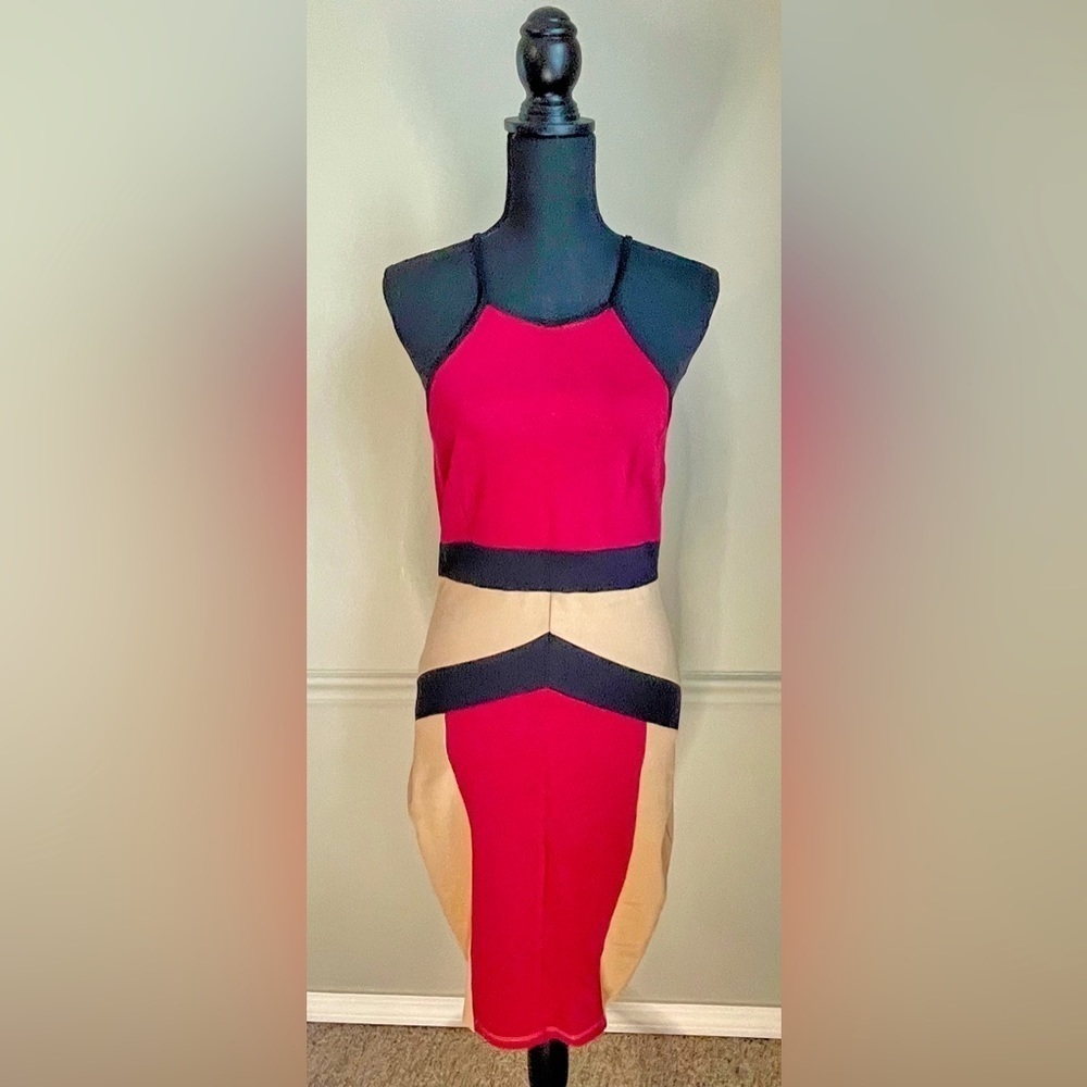 MADRAG Halter Neck Color Block Bodycon Midi Dress Size L